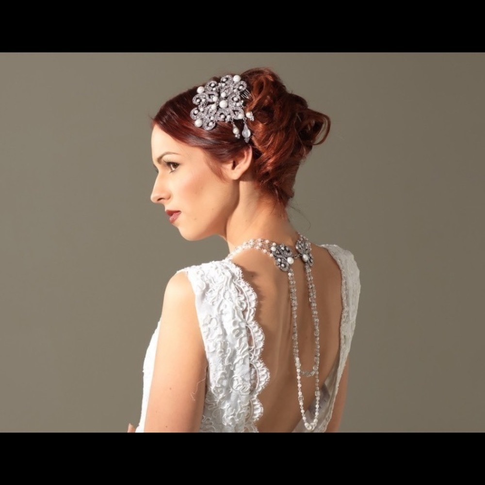 NWB EMBridal Back Necklace with pearl and crystal